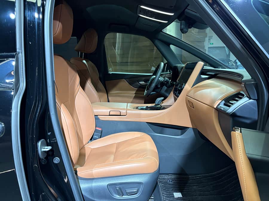 丰田 威尔法 2023 汽车图片 #30