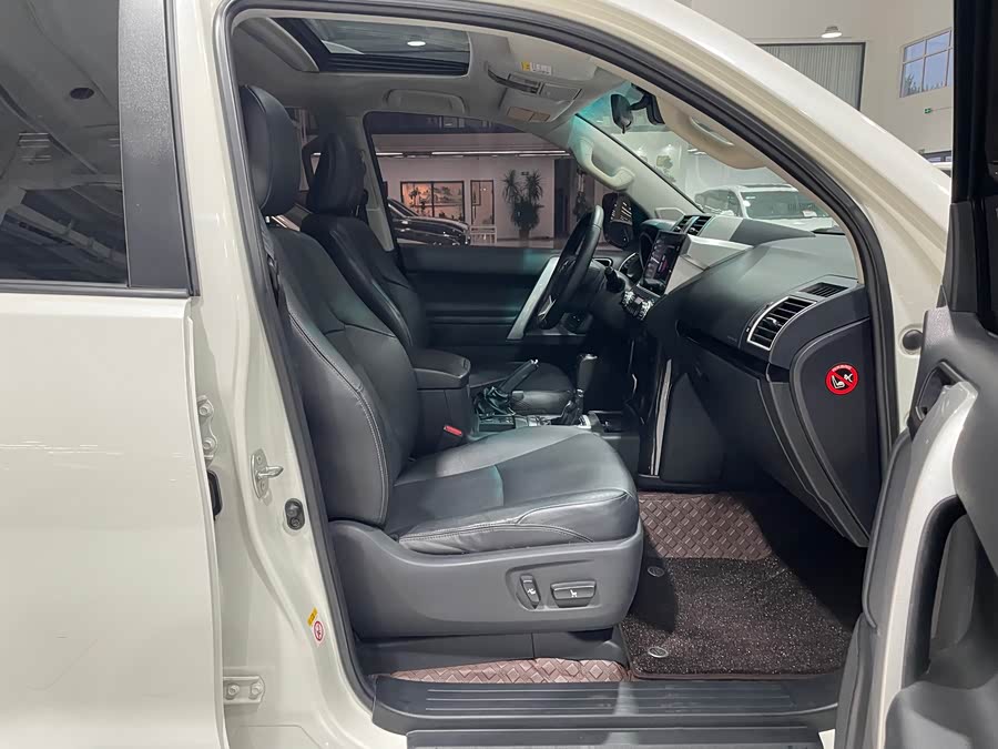 丰田 普拉多 2016 汽车图片 #30