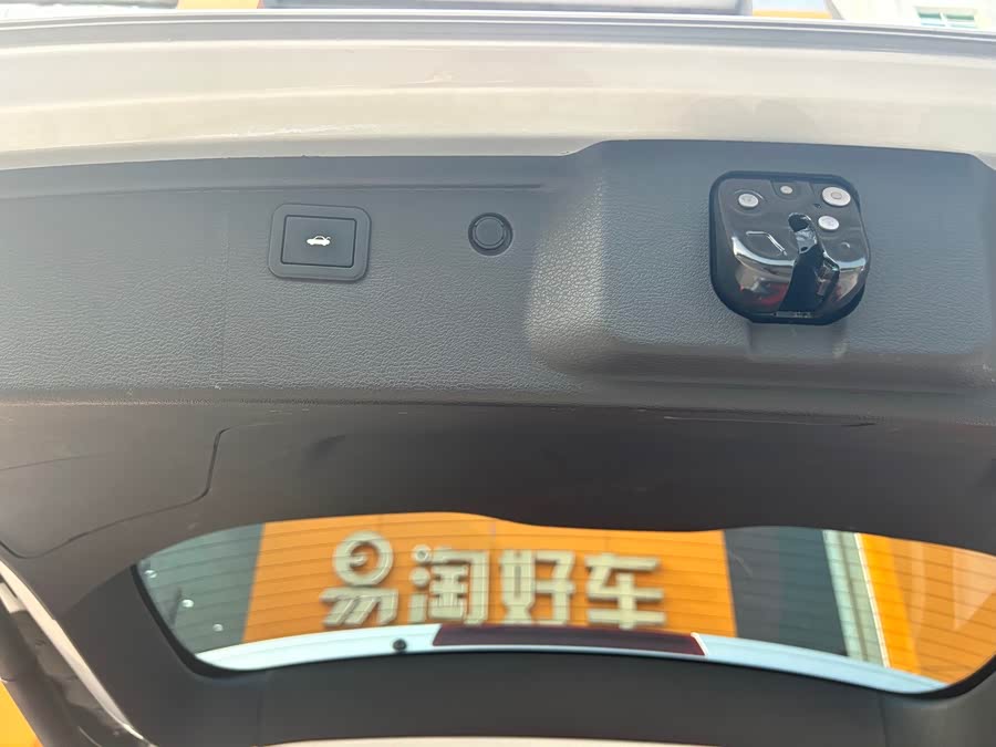 Haval H8 2015 #30 Haval H8 2015 car image #30