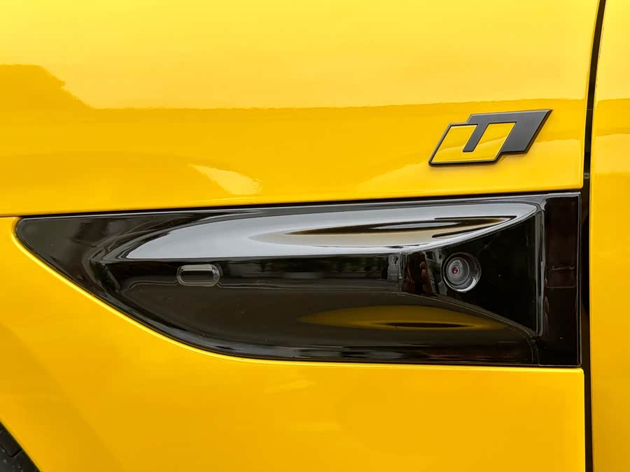 小米汽车 小米SU7 Ultra 2025 汽车图片 #30