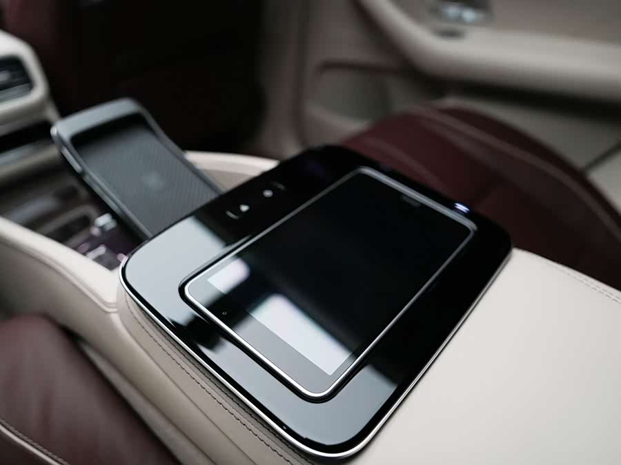 Mercedes-Benz Maybach GLS 2021 #30 Mercedes-Benz Maybach GLS 2021 car image #30