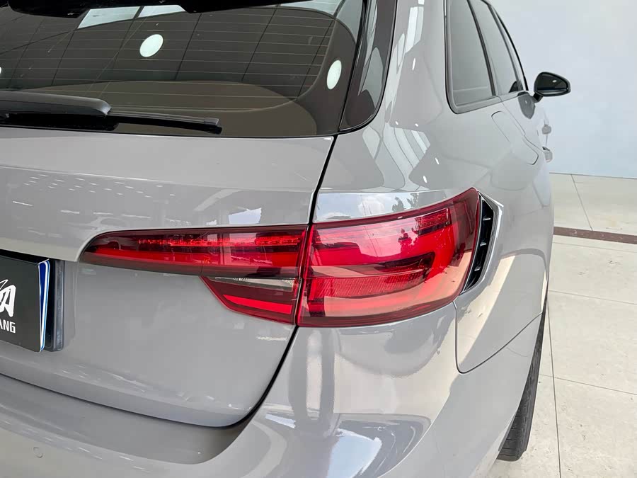 Audi RS 4 2019 immagine di auto #30