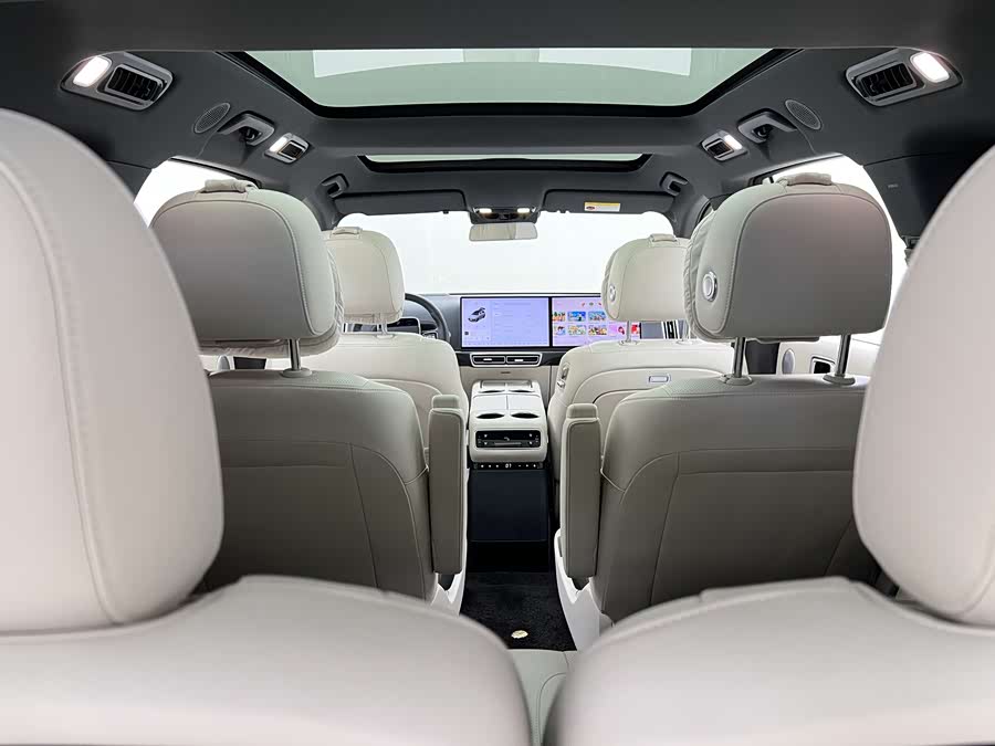 Li L8 2024 изображение автомобиля #30