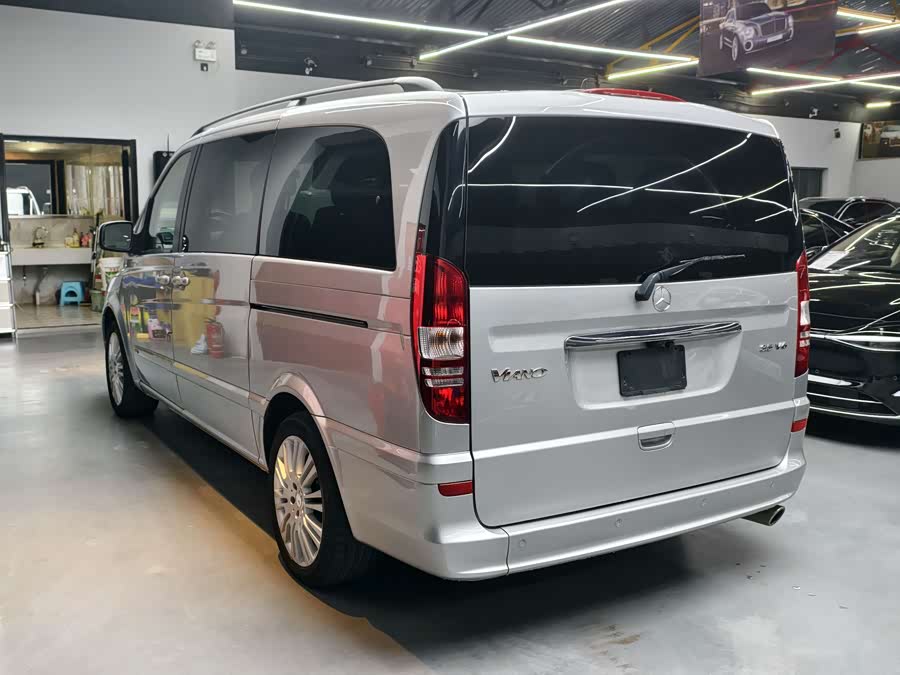 奔驰 唯雅诺 2013 汽车图片 #30