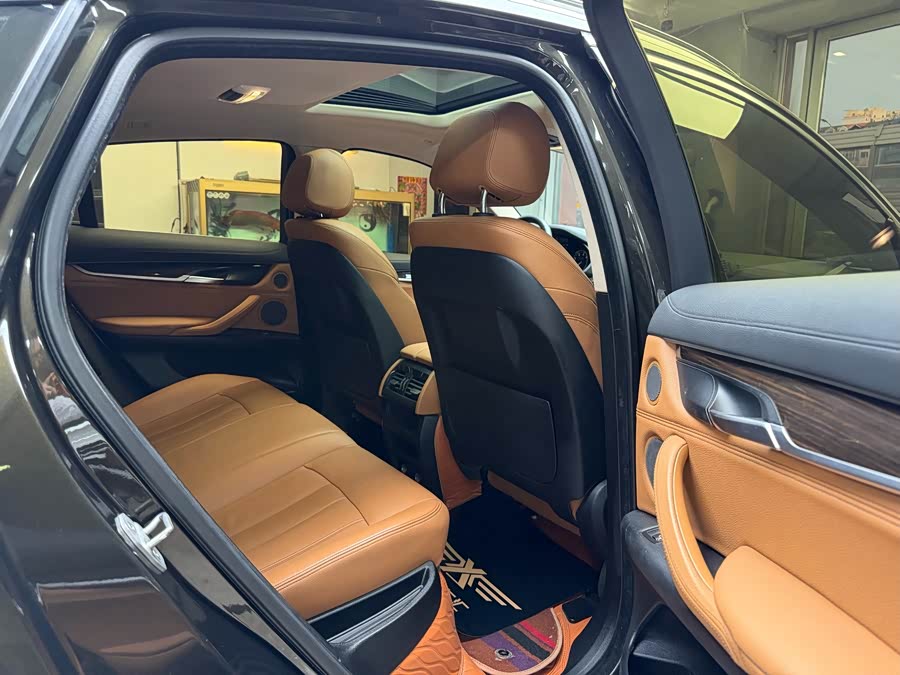 BMW X6 2016 car image #30