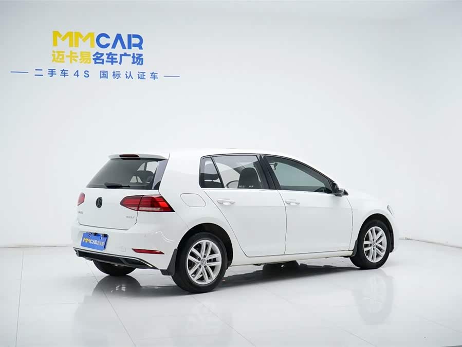 Volkswagen Golf 2018 car image #30