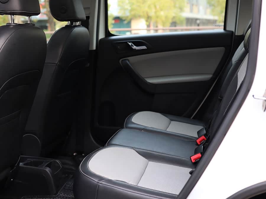 Skoda Yeti 2016 car image #30