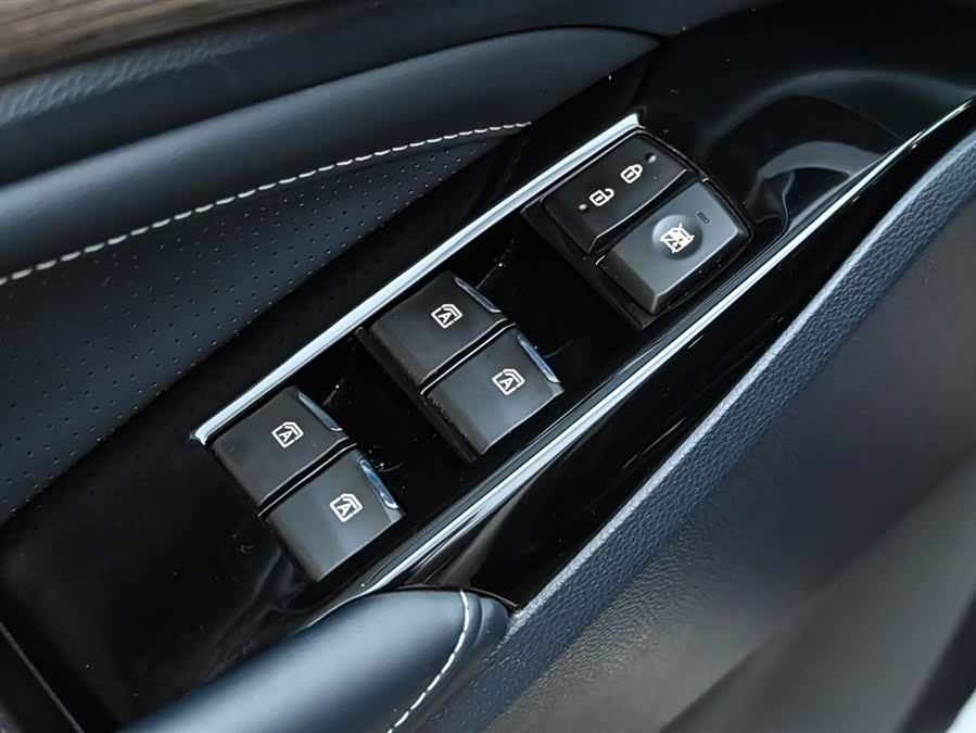 GAC Trumpchi M8 2022 #30 GAC Trumpchi M8 2022 car image #30