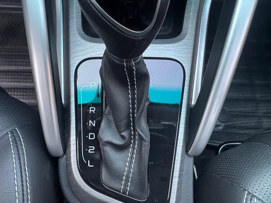 GEELY Vision X3 2017 car image #30