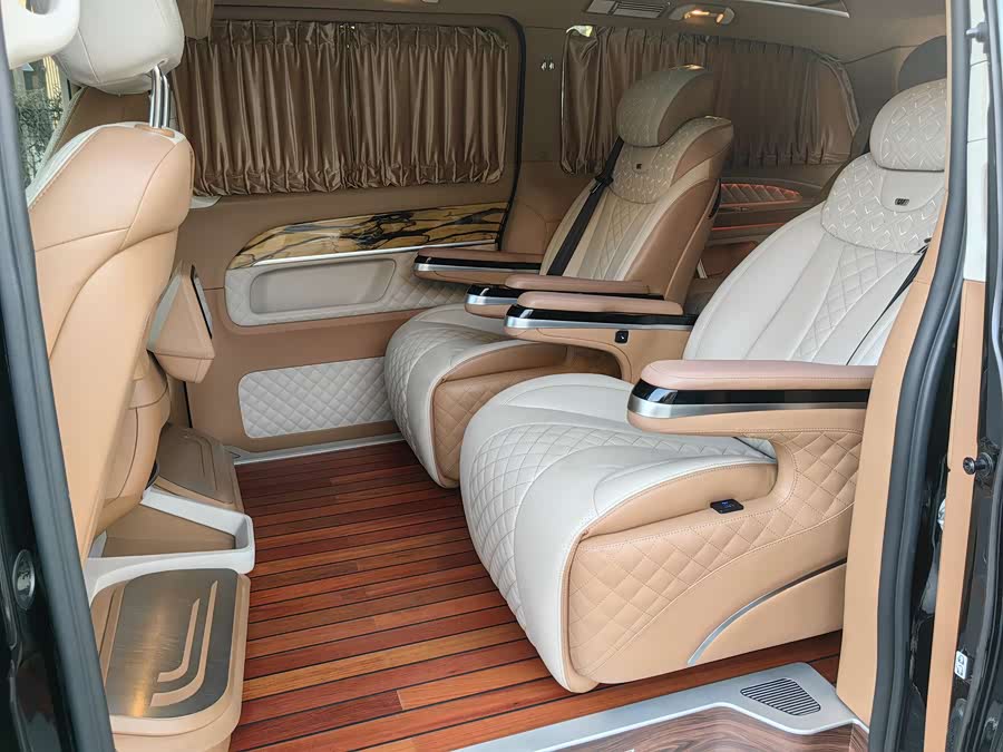 Mercedes-Benz V Class 2020 #30 Mercedes-Benz V Class 2020 car image #30