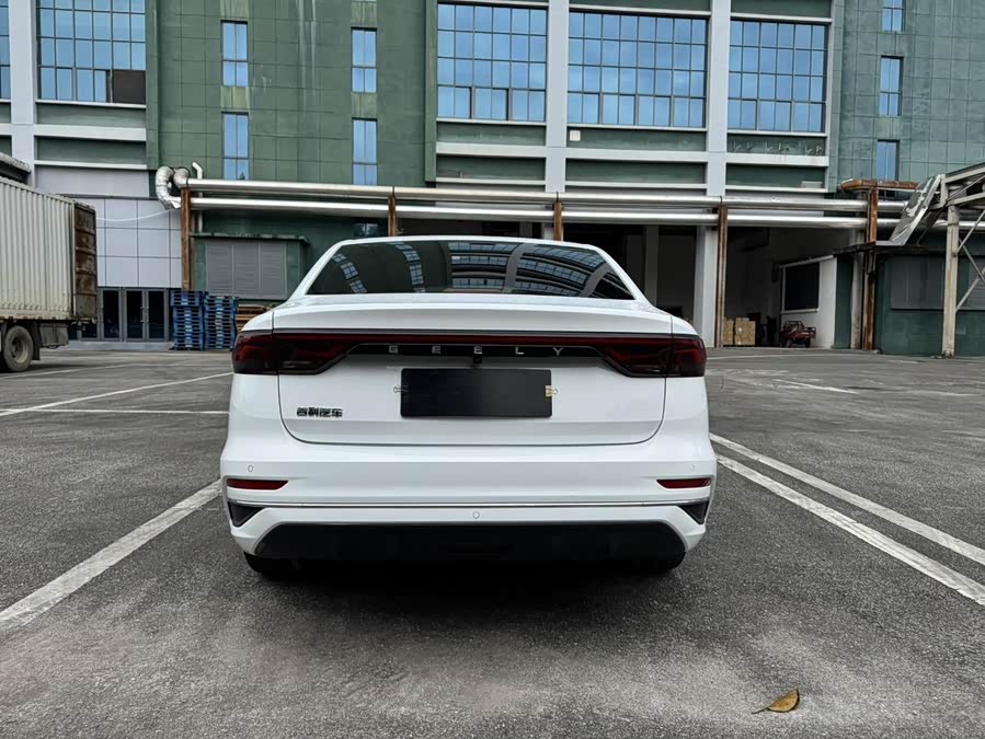 GEELY Emgrand 2021 car image #30