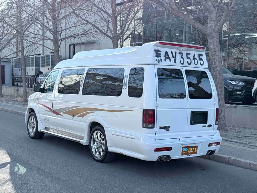 Ford E350 2015 #30 Ford E350 2015 car image #30