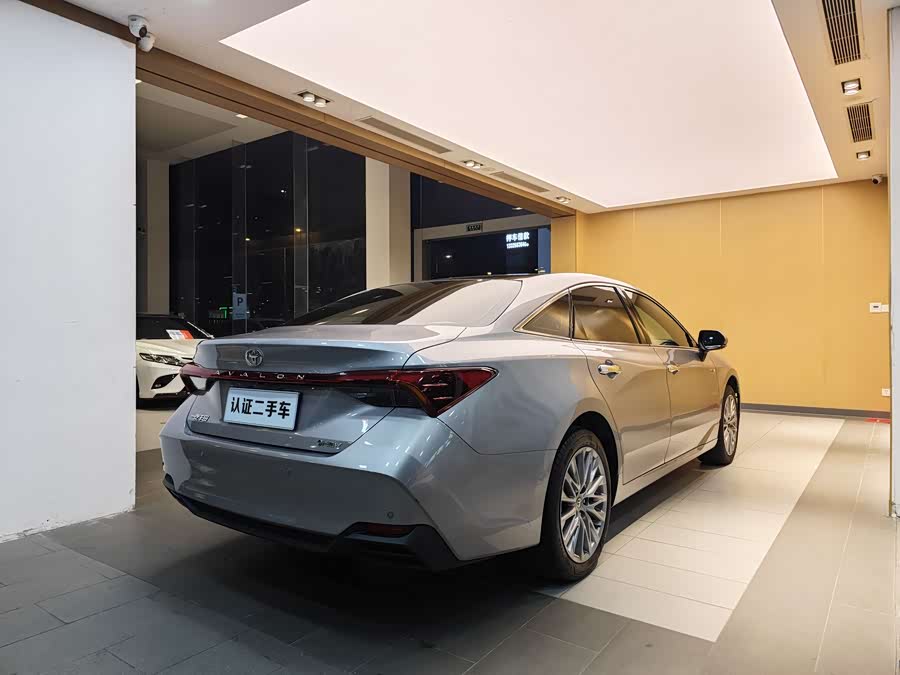 Toyota Avalon 2024 car image #30