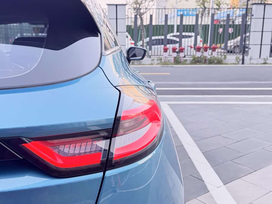 GEELY 2021 car image #30