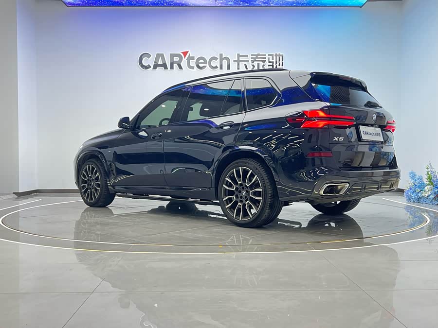 BMW X5 2023 car image #30