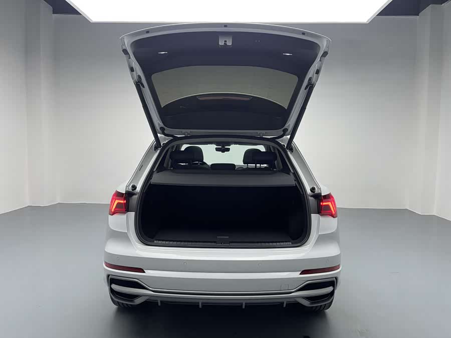 Audi Q3 2022 imagem de carro #30