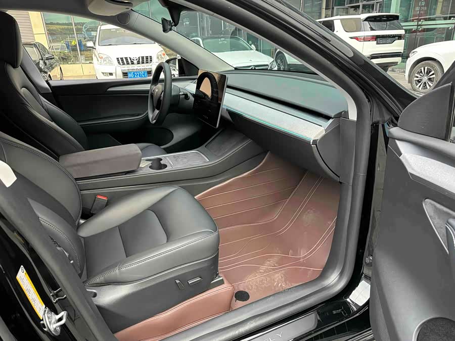 特斯拉 Model Y 2023 汽车图片 #30