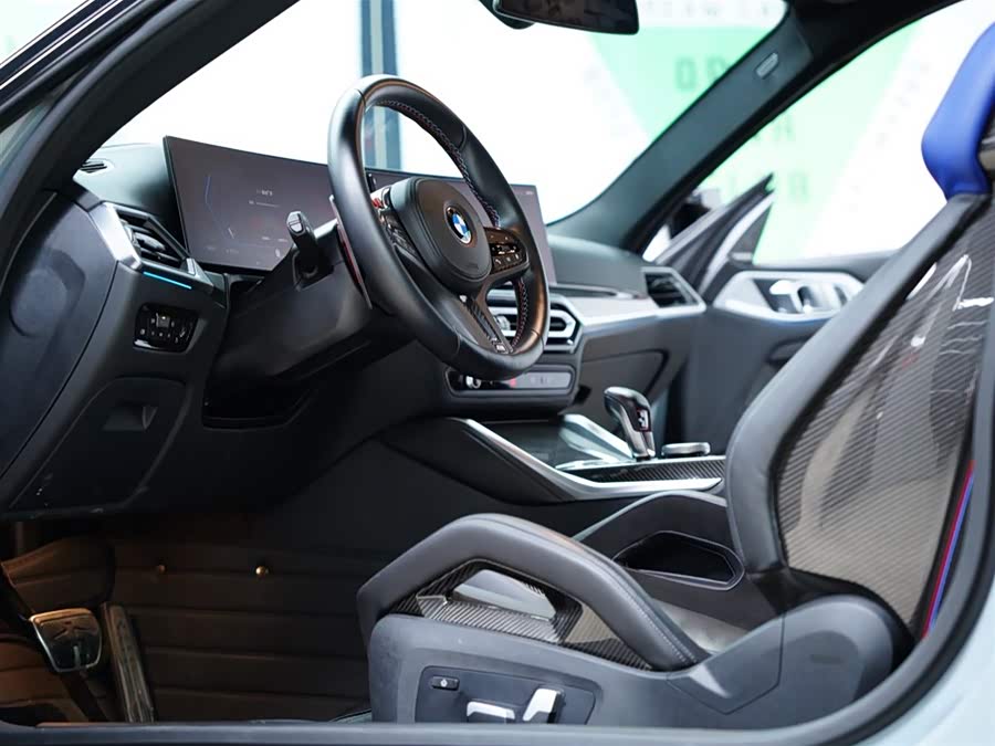 BMW M4 2024 imagem de carro #30