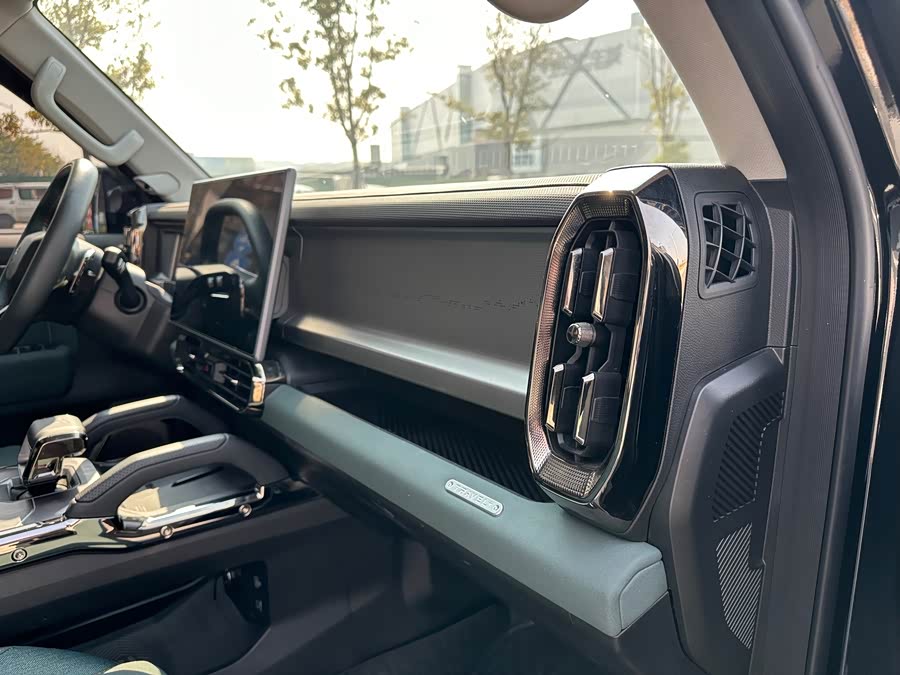 Jetour Traveller 2023 car image #30