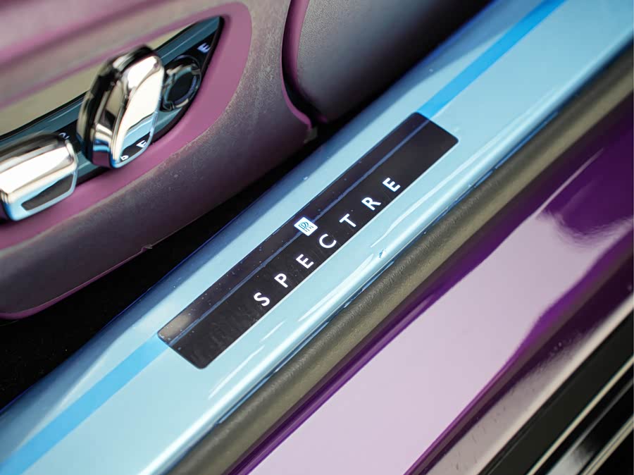 Rolls-Royce Spectre 2024 immagine di auto #30