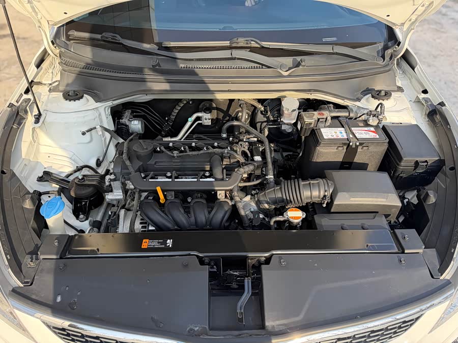 Kia K2 2018 imagen de coche #30