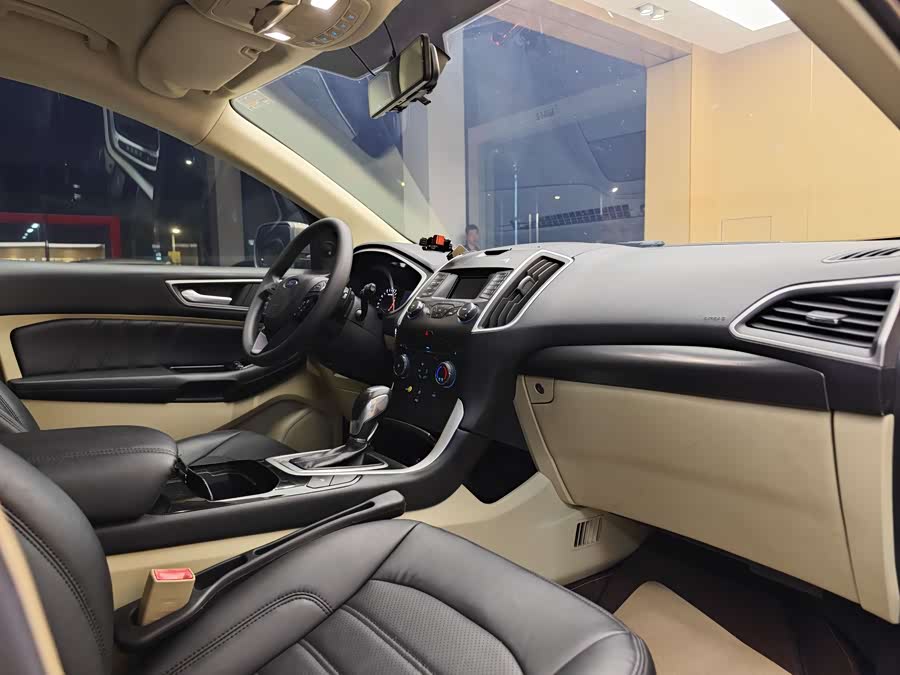 Ford Edge 2016 #30 Ford Edge 2016 car image #30