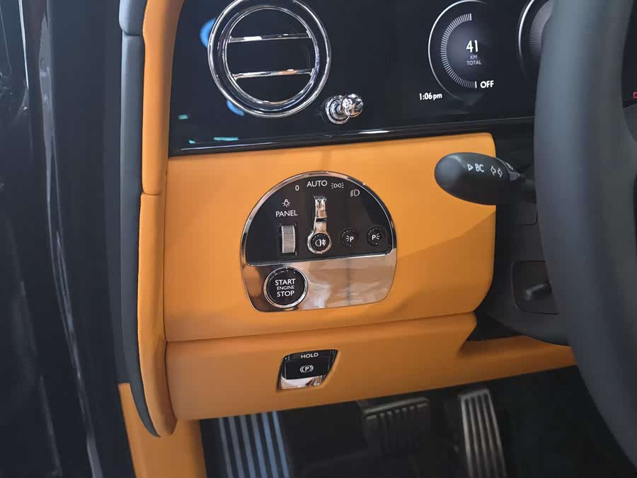 Rolls-Royce car image #30