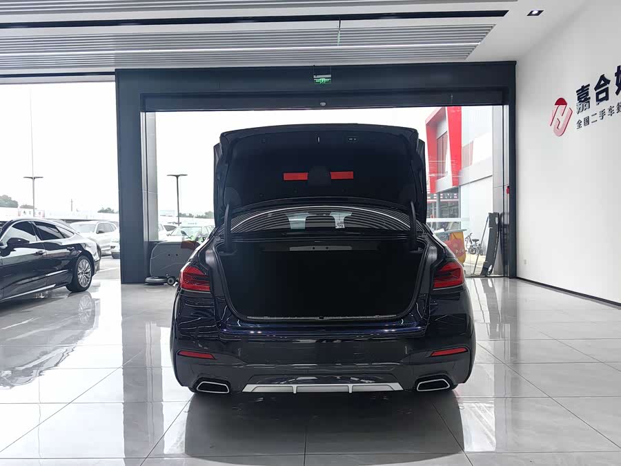 BMW 5 Series 2022 #30 BMW 5 Series 2022 immagine di auto #30