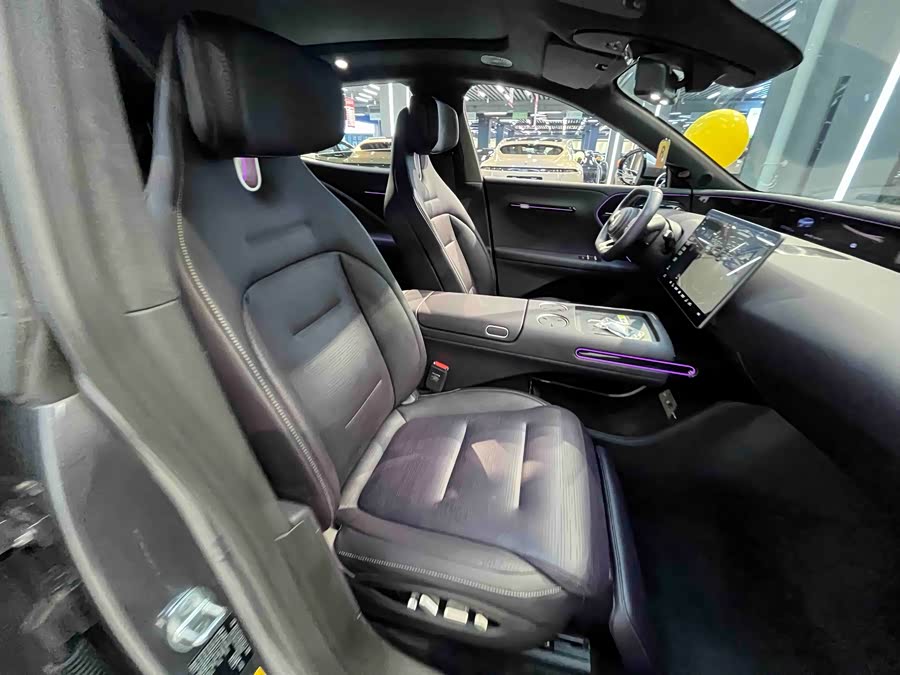 Avatr 07 2024 صورة سيارة #30