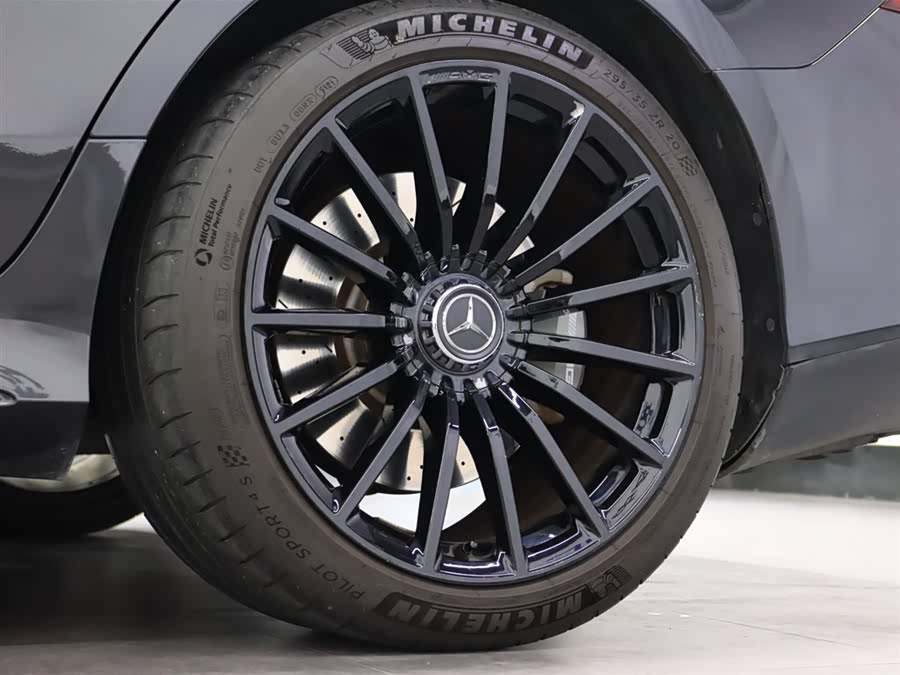 Mercedes-Benz AMG GT 2019 #30 Mercedes-Benz AMG GT 2019 صورة سيارة #30