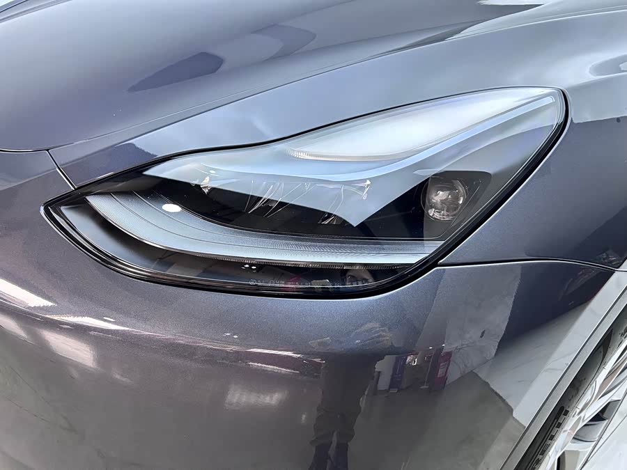Tesla Model Y 2022 #30 Tesla Model Y 2022 car image #30