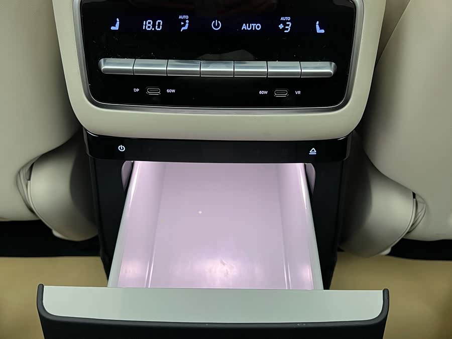 Li L9 2022 imagem de carro #30