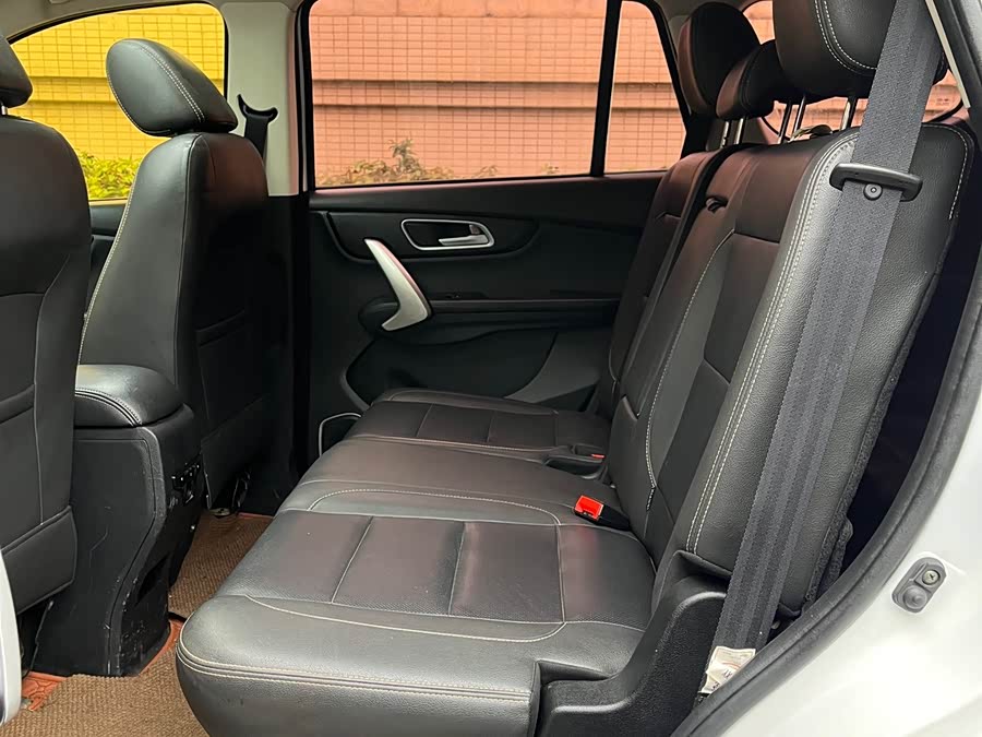 SWM斯威汽车 SWM斯威X7 2016 汽车图片 #30