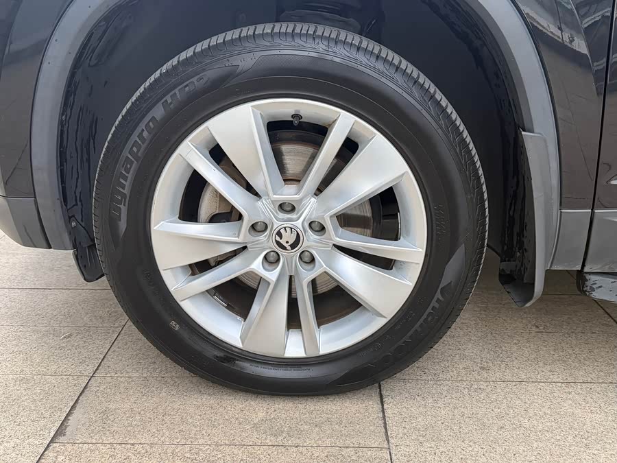 Skoda Kodiaq 2018 imagem de carro #30