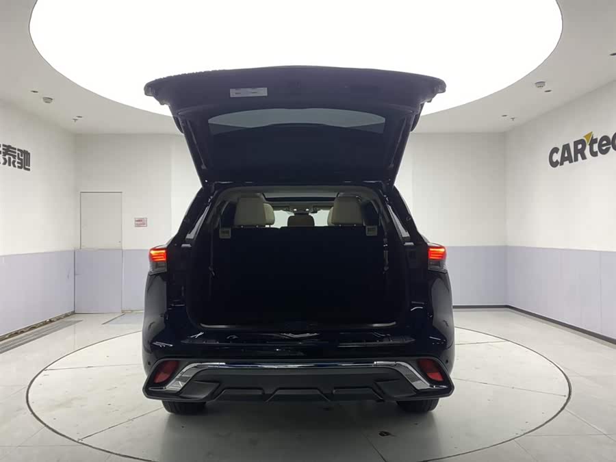 Toyota Highlander 2022 car image #30