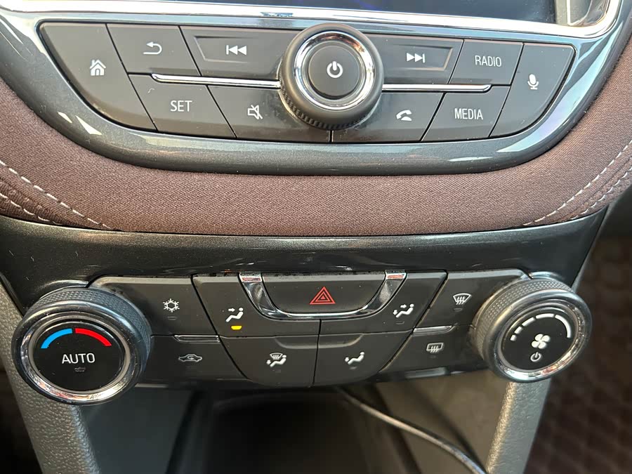 Chevrolet Malibu 2017 car image #30