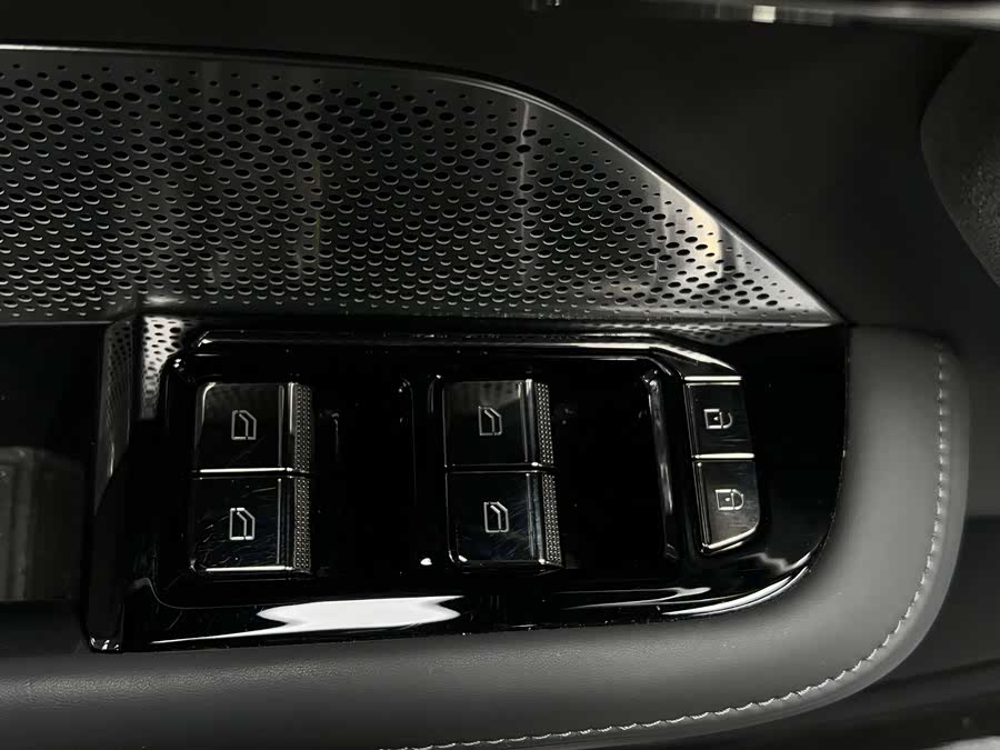 极氪 极氪001 2023 汽车图片 #30