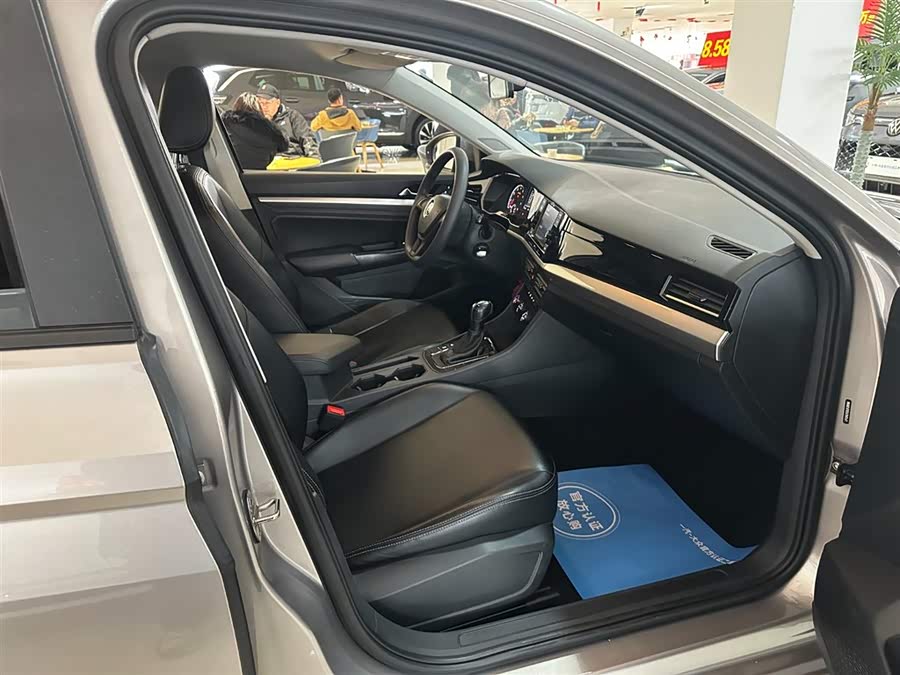 Volkswagen Bora 2020 immagine di auto #30