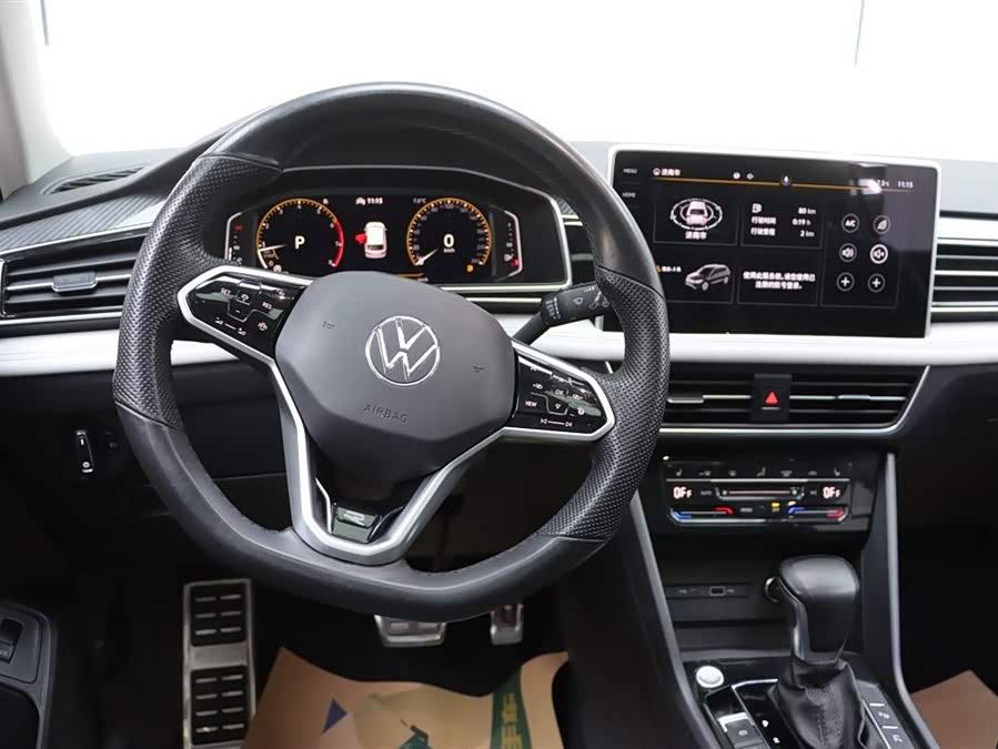 Volkswagen Tiguan L 2021 car image #30