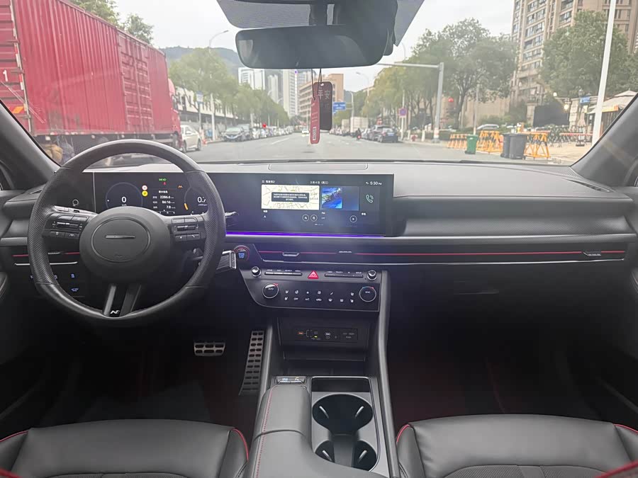 Hyundai Sonata 2024 immagine di auto #30