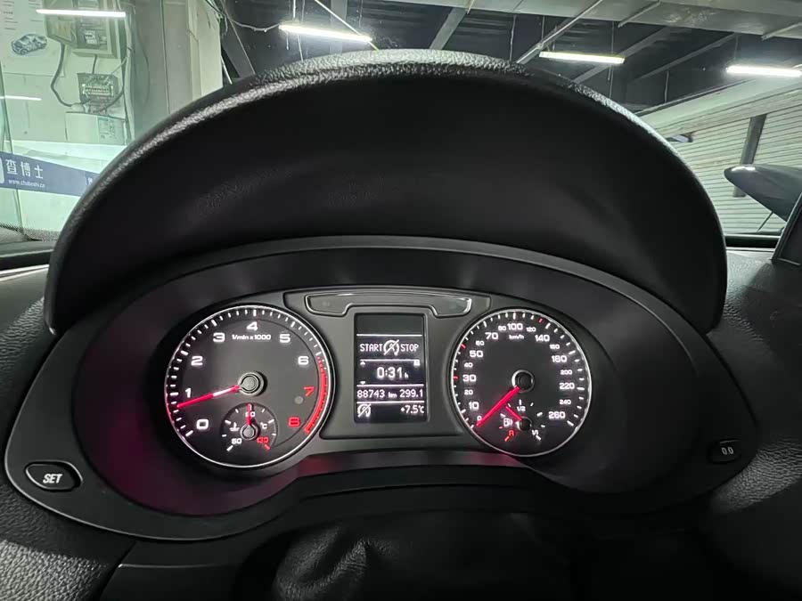 Audi Q3 2018 #30 Audi Q3 2018 car image #30