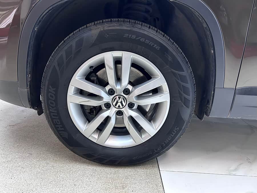 Volkswagen Tiguan 2016 #30 Volkswagen Tiguan 2016 car image #30