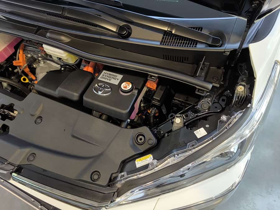 Toyota Vellfire 2022 car image #30