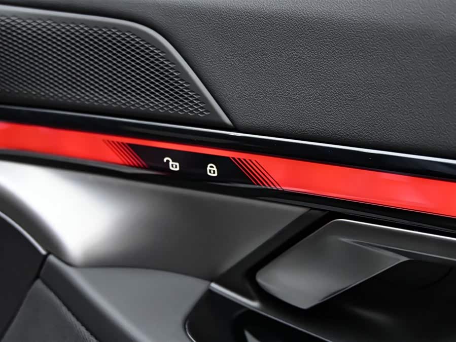 BMW 5 Series 2025 car image #30