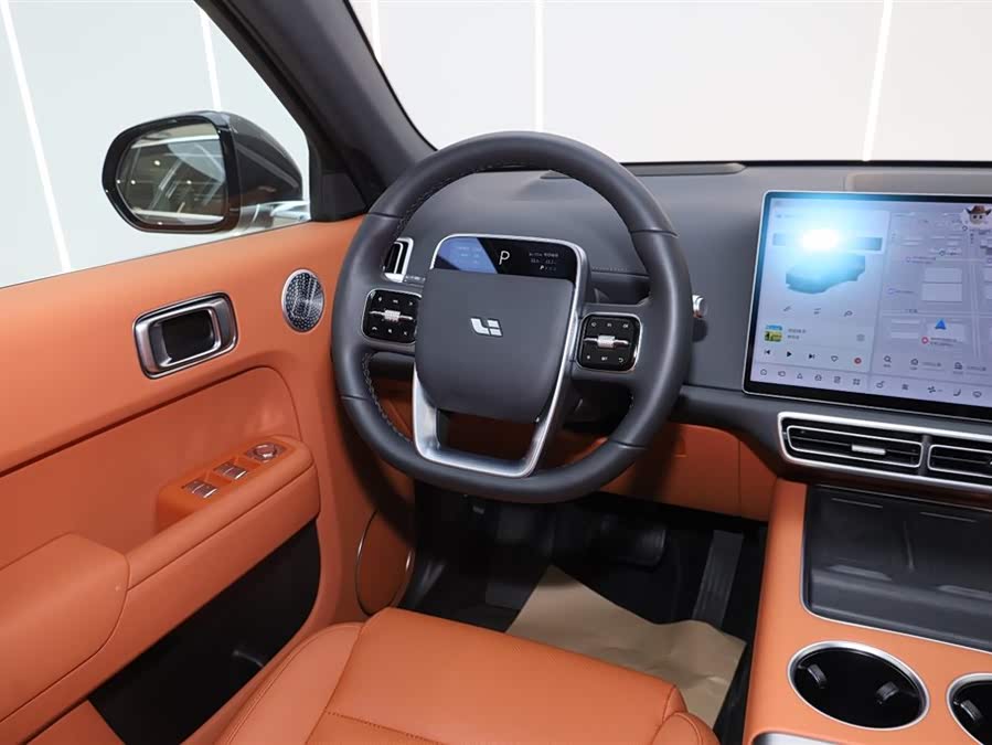 Li L7 2025 immagine di auto #30