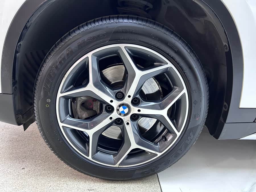 BMW X1 2017 #30 BMW X1 2017 car image #30