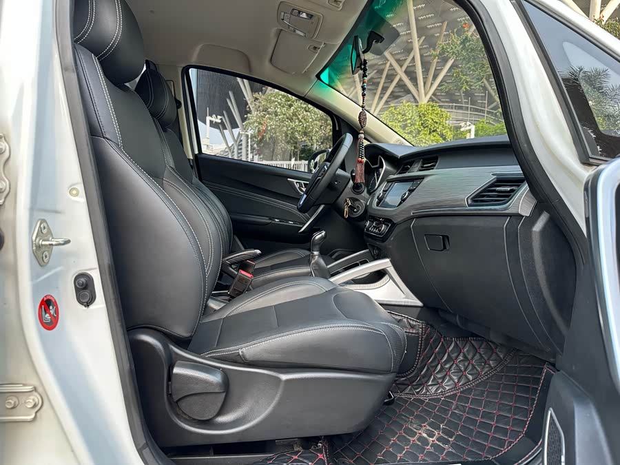 GEELY Vision X3 2018 image de voiture #30