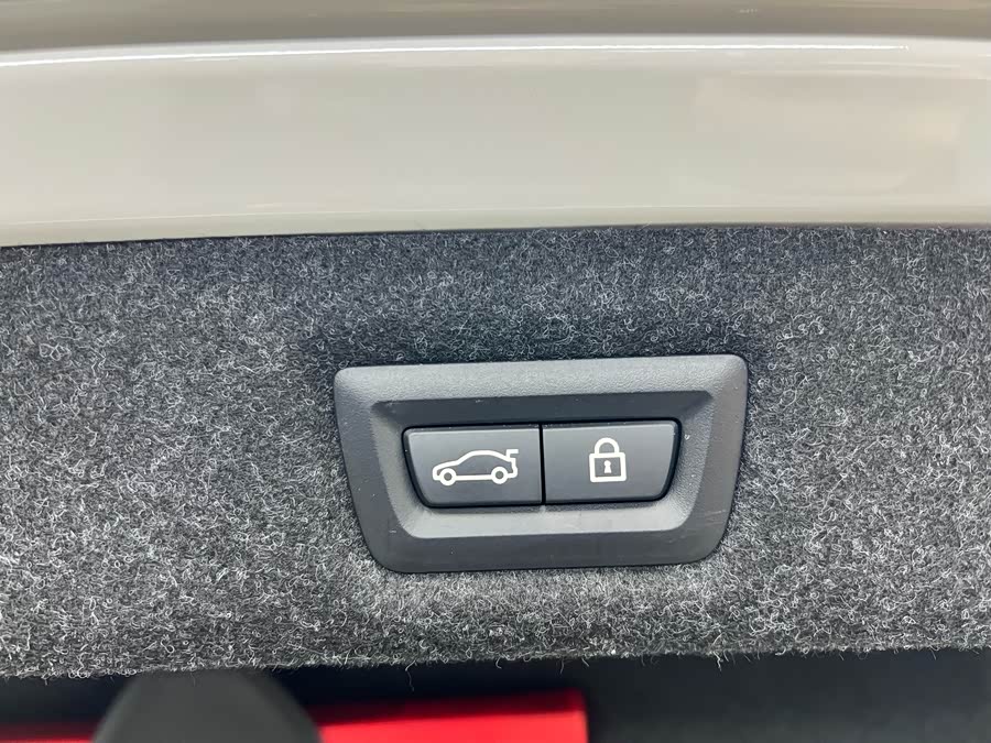 BMW 5 Series 2022 car image #30