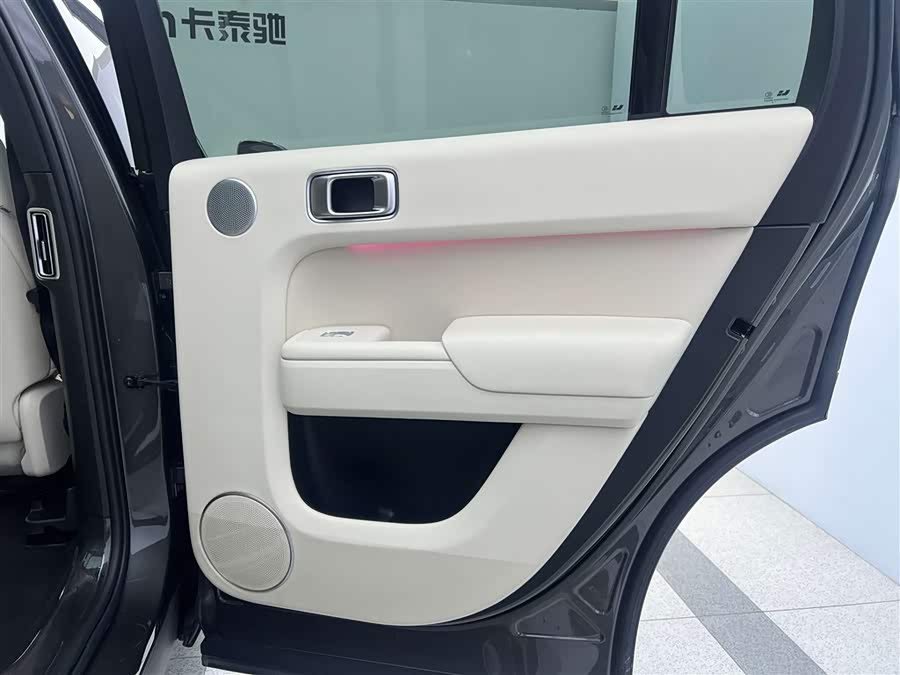 Li L7 2023 image de voiture #30