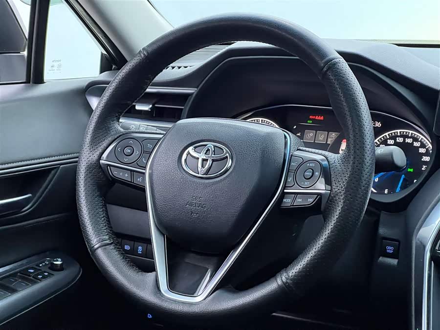 Toyota Venza 2023 car image #30